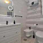 Luxury Tanja , Bacvice *