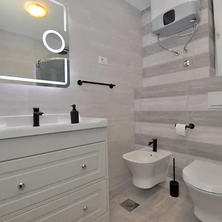 Luxury Tanja , Bacvice *