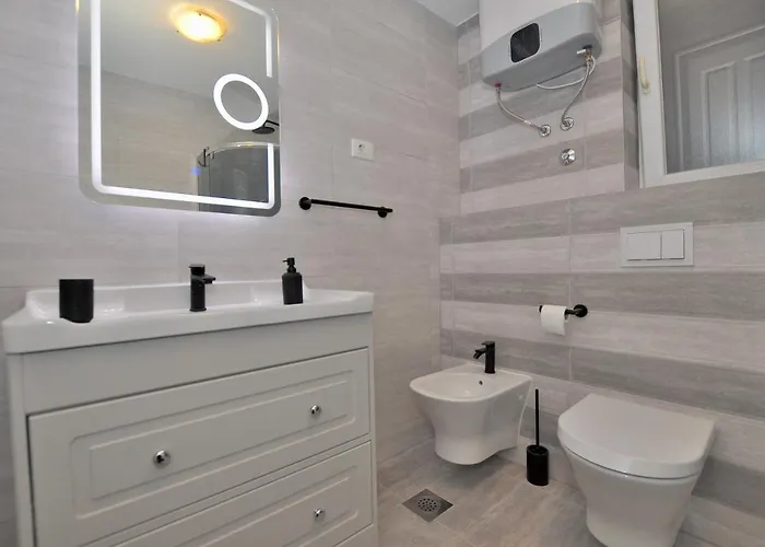 Luxury Tanja , Bacvice *